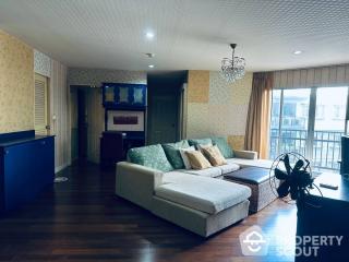 3-BR Condo at Belle Park Residence Condominium in Chong Nonsi