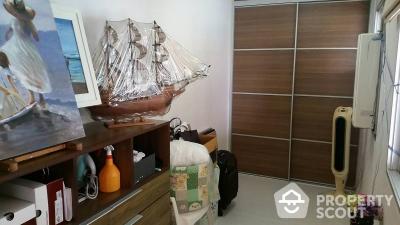 2-BR Condo at Belle Park Residence Condominium in Chong Nonsi