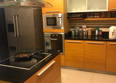 3-BR Condo at The Lanai Sathorn near MRT Khlong Toei