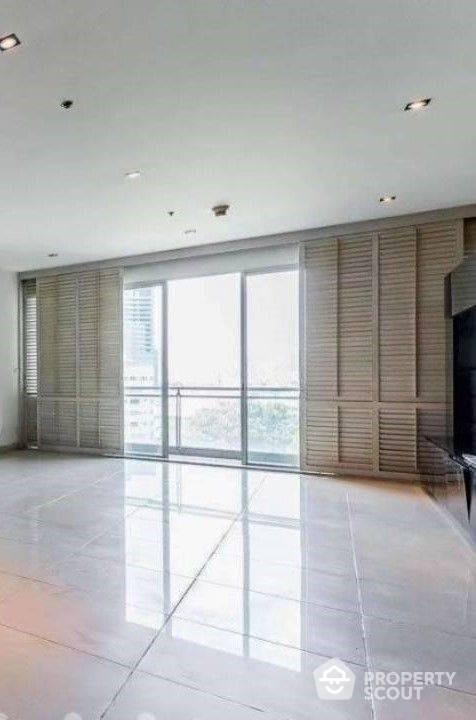 3-BR Condo at The Star Estate @ Narathiwas Condominium in Chong Nonsi