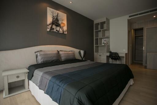 Modern bedroom with neutral tones and minimalistic design