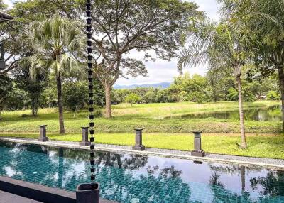 Luxury Lakeside Home for Sale in Mae RIm