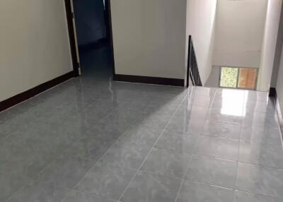 Townhouse for Rent in Nong Han, San Sai.