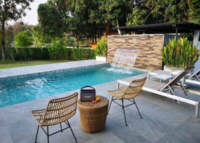 Beautiful Modern Pool Villa