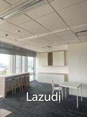 238 SQ.M Office for rent at Rama VI