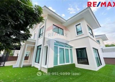 245 Sqm., 4 Beds House listed for ฿ 12,900,000.