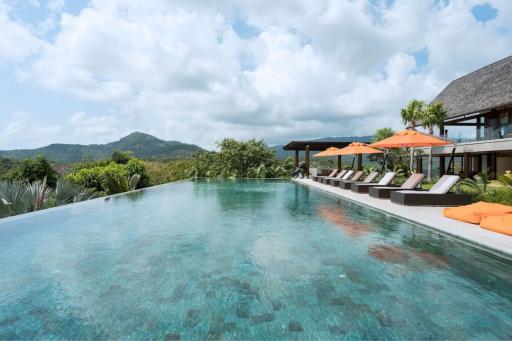 6-bedroom villa stunning with panoramic sea views. in Koh Samui