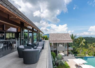 6 Bedrooms in the scenic Hills with spectacular sea views-in Samui