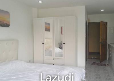 Studio 1 Bath 35 Sqm. View Talay 1 Condominium