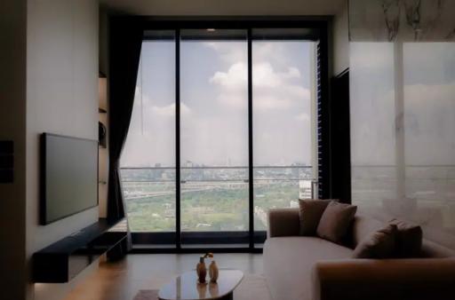 2 bed Condo in The Crest Phahonyothin 11 Phayathai District C020673