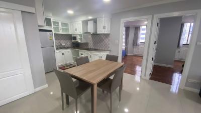 2 bed Condo in Supalai Place Condominium Khlong Tan Nuea Sub District C020667