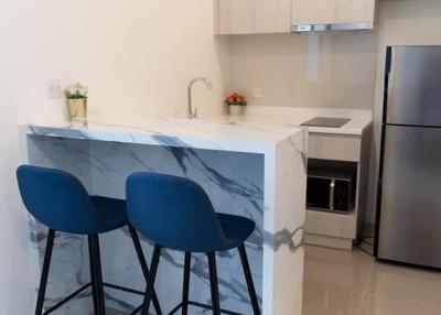 1-BR Condo at Life Asoke near ARL Makkasan (ID 465587)