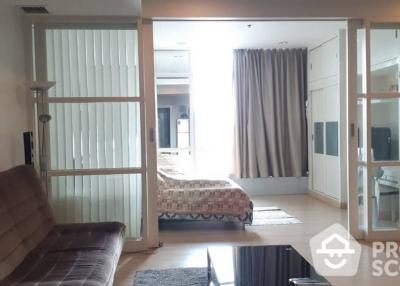 1-BR Condo at Baan Sathorn Chaopraya near BTS Krung Thon Buri