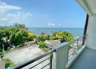Condo for sale in Bang Phra, sea view, Golden Coast, 2nd floor, high floor, Sriracha.