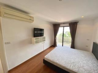 Condo for sale next to the sea, Bang Phra Golden Coast, Building 2, Sriracha.