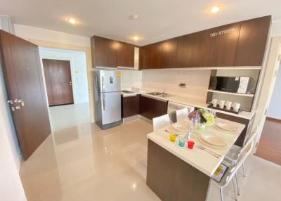 Condo for sale next to the sea, Bang Phra Golden Coast, Building 2, Sriracha.