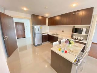 Condo for sale next to the sea, Bang Phra Golden Coast, Building 2, Sriracha.