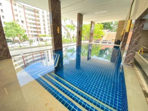 Condo for sale next to the sea, Bang Phra Golden Coast, Building 2, Sriracha.