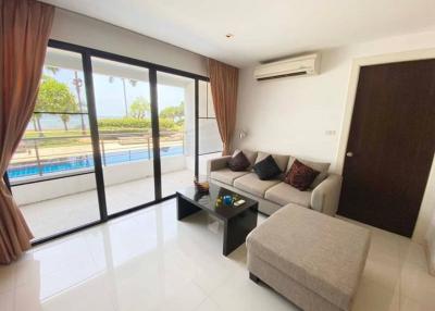 Condo for sale next to the sea, Golden Coast, Building 1, Bang Phra Subdistrict, Si Racha District.