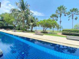 Condo for sale next to the sea, Golden Coast, Building 1, Bang Phra Subdistrict, Si Racha District.