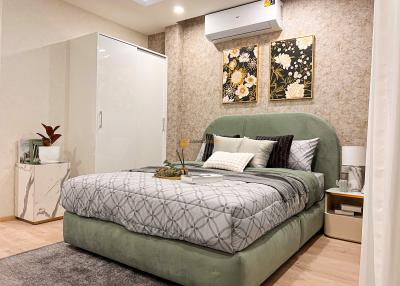 คอนโดนี้ มีห้องนอน Studio ห้องนอน  อยู่ในโครงการ คอนโดมิเนียมชื่อ Siam Oriental Dream