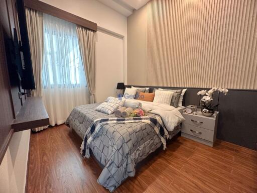 3 Bedrooms House in Reservoir Town Baanmae Villa 7 East Pattaya H010365