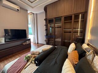 3 Bedrooms House in Reservoir Town Baanmae Villa 7 East Pattaya H010365