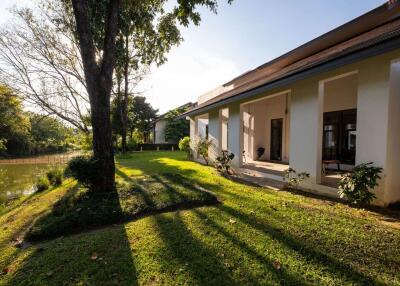 460 Sqm., 3 Beds, 4 Baths House listed for ฿ 49,000,000.