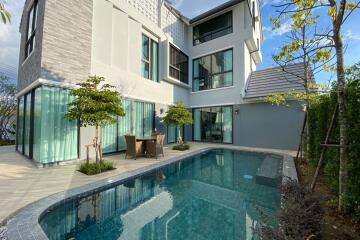 Modern 6 bed with private pool for sale in San Sai, Chiang Mai