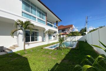 A brand new house with pool for sale in Hang Dong, Chiang Mai