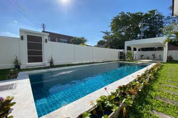 A brand new house with pool for sale in Hang Dong, Chiang Mai