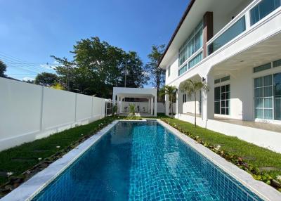 A brand new house with pool for sale in Hang Dong, Chiang Mai