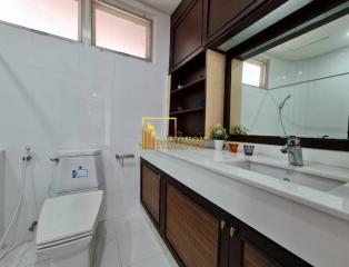 Renovated 3 Bedroom Apartment in Asoke