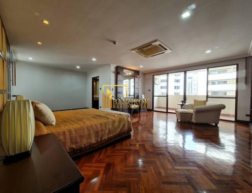 Renovated 3 Bedroom Apartment in Asoke