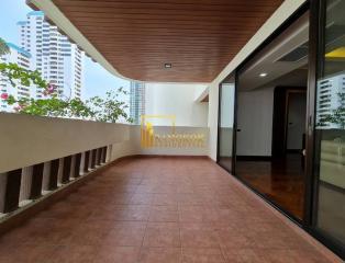 Renovated 3 Bedroom Apartment in Asoke