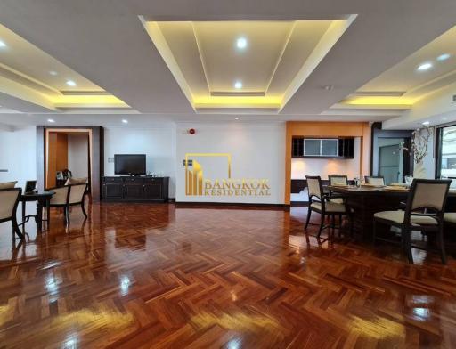 Renovated 3 Bedroom Apartment in Asoke