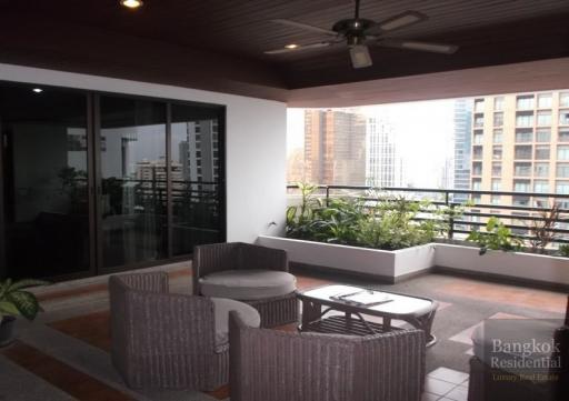 3 Bed Apartment in Phrom Phong