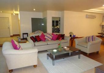 3 Bed Apartment in Phrom Phong