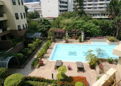 4 Bed Townhouse in Phrom Phong