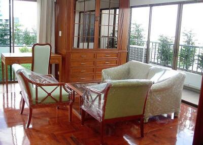 3 Bedroom Penthouse in Sukhumvit 39