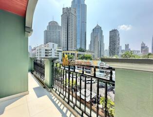 Spacious1 Bedroom Apartment in Phloenchit