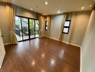 Veranda Ville  4 Bedroom House For Rent in Thonglor