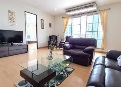 Citi Smart  3 Bed Condo For Rent in Asoke