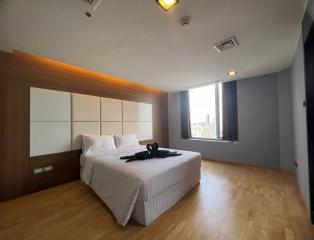 All Seasons Mansion  5 Bedroom Penthouse For Rent in Ploenchit