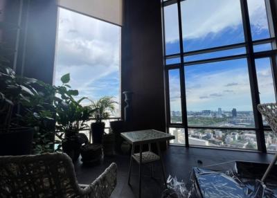 All Seasons Mansion  5 Bedroom Penthouse For Rent in Ploenchit