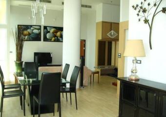 59 Heritage  3 Bedroom Penthouse Condo in Ekkamai