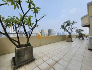 Enormous 4 Bedroom Serviced Apartment in Phrom Phong