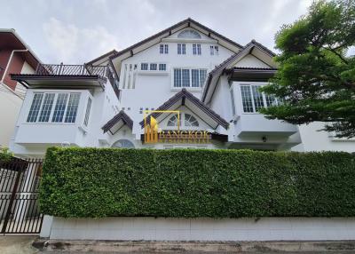 Well Maintained 6 Bedroom House For Rent in Phrom Phong