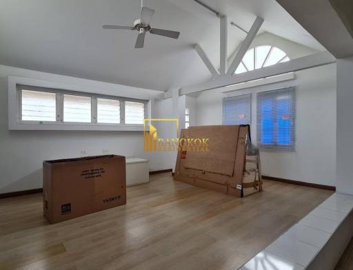 Well Maintained 6 Bedroom House For Rent in Phrom Phong