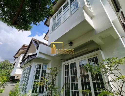 Well Maintained 6 Bedroom House For Rent in Phrom Phong